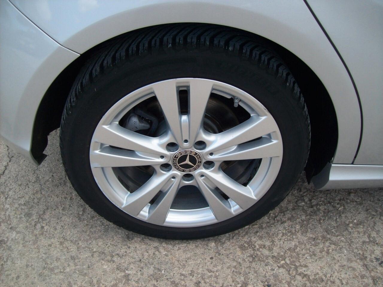 MERCEDES A 200 d CV.136 SPORT 4MATIC "2017"