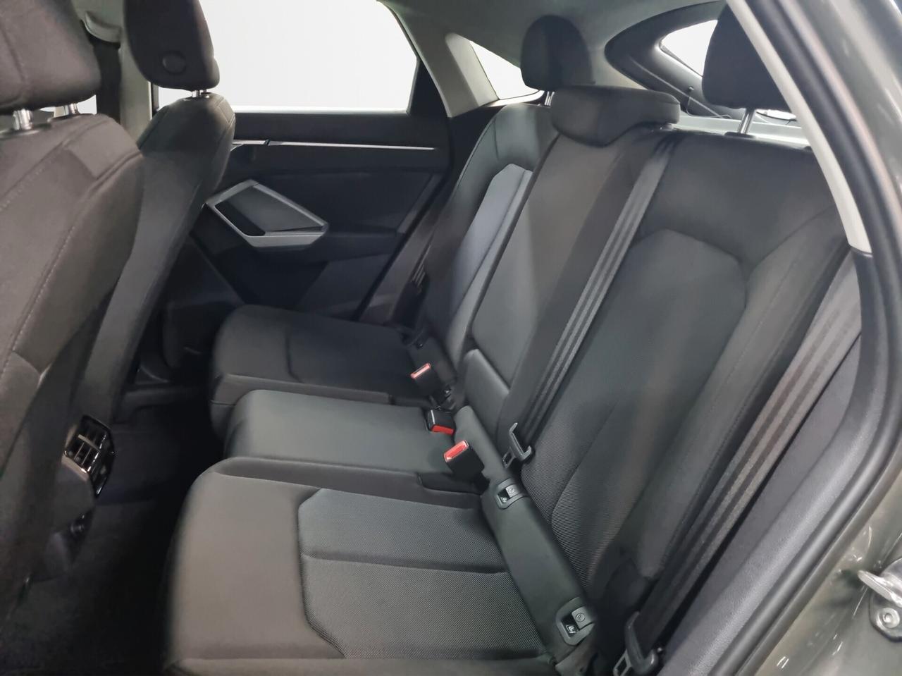 Audi Q3 SPORTBACK 35 TFSI S tronic Business Plus