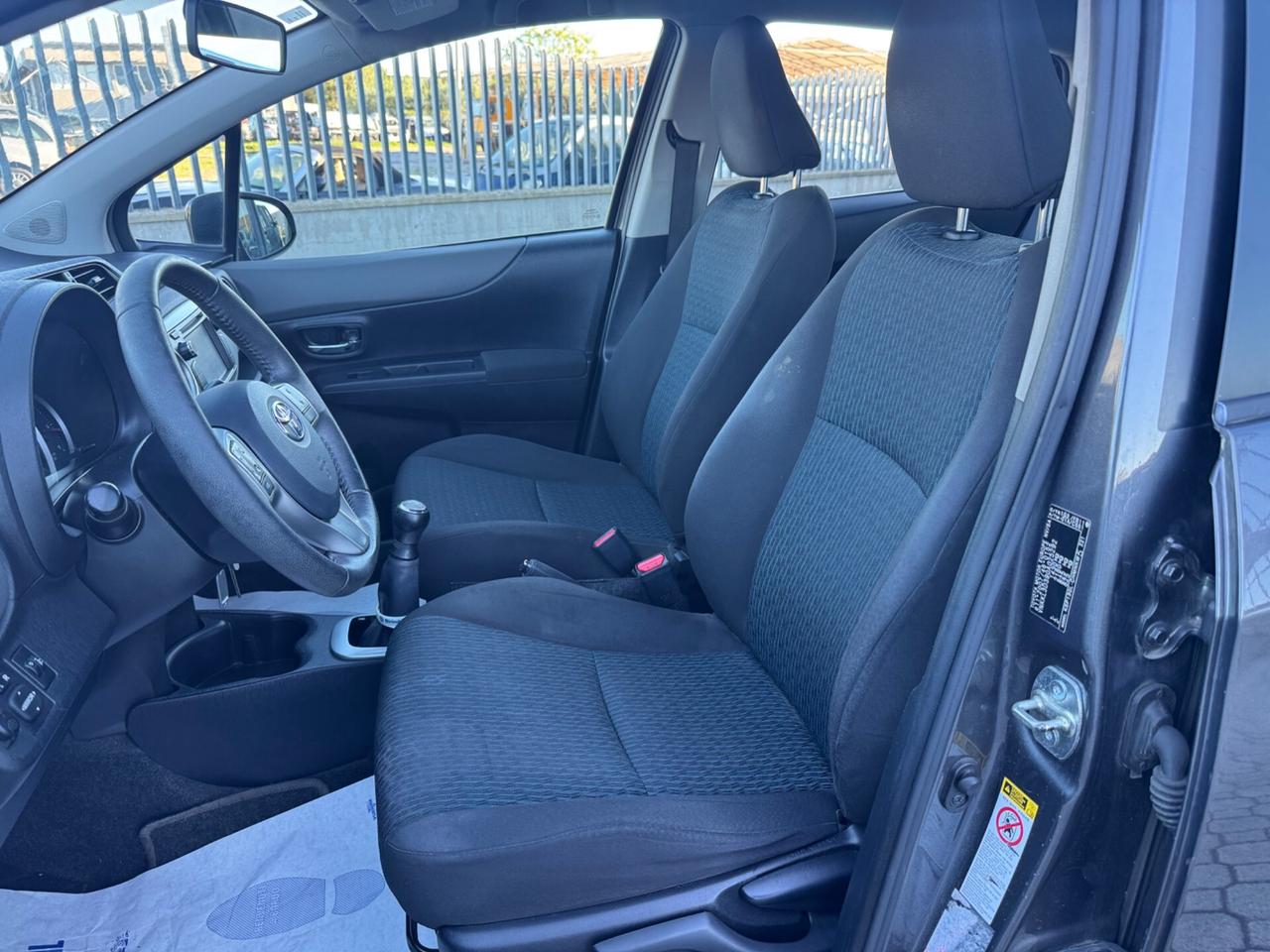 Toyota Yaris 1.0 5 porte Lounge