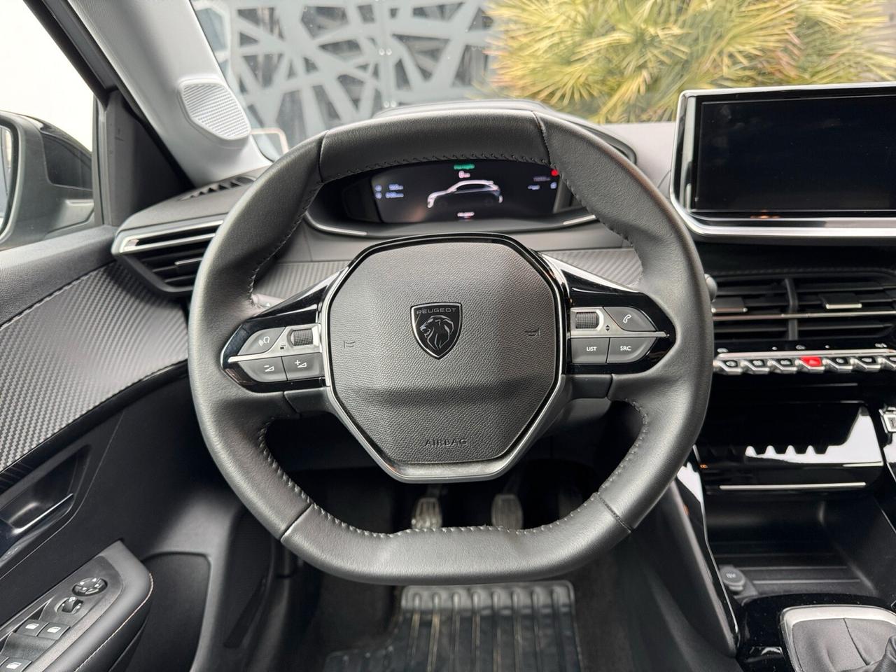 Peugeot 208 PureTech 100 Cv Allure