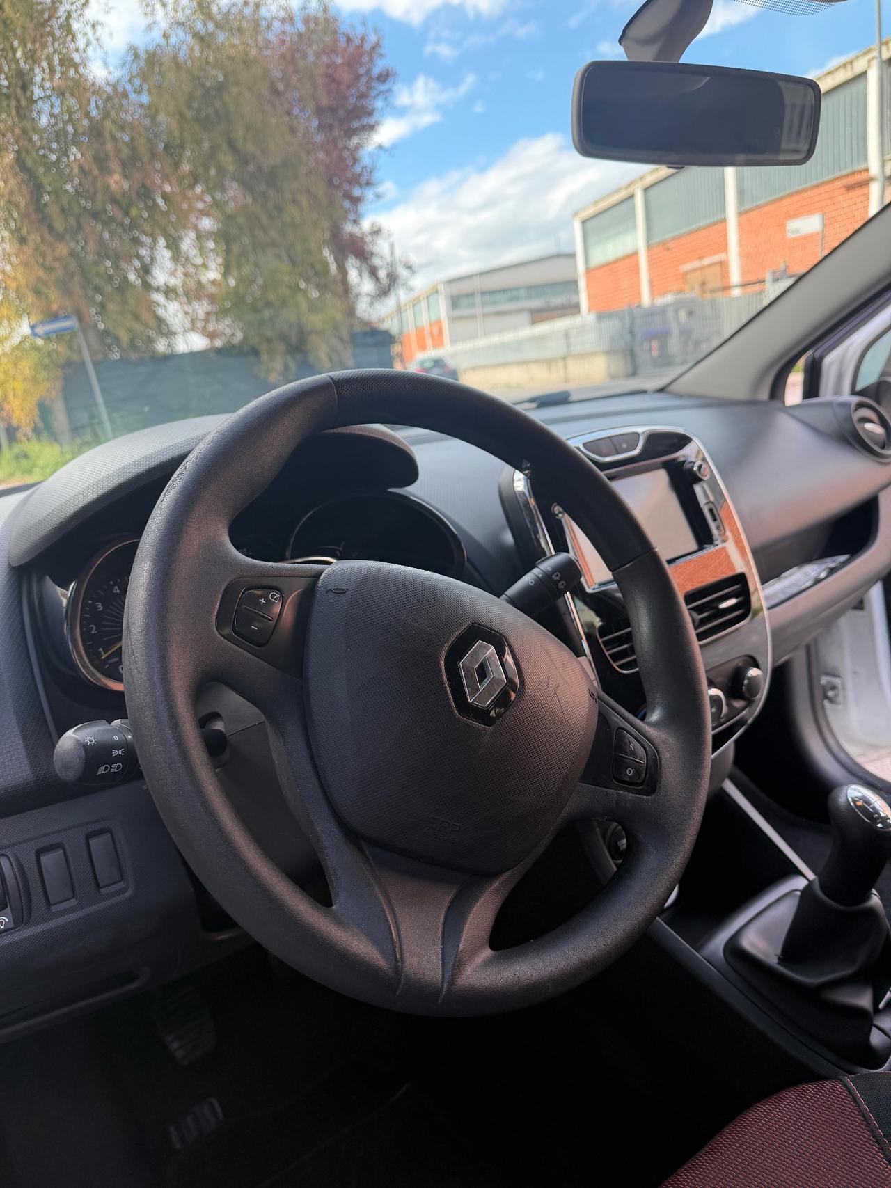 Renault Clio 1.5 dCi 8V 75CV 5 porte Wave