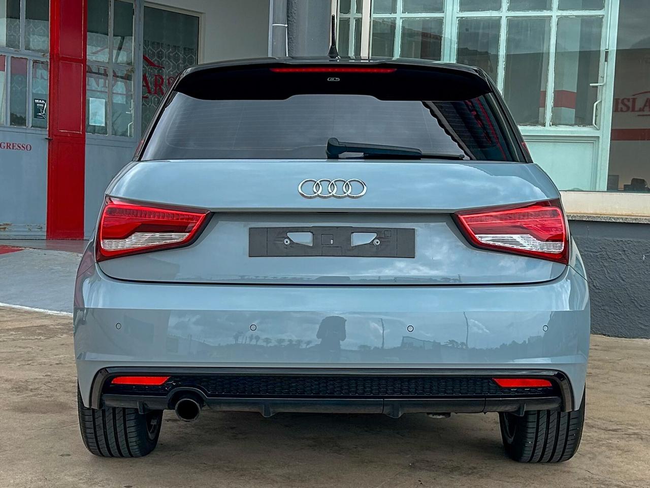 Audi A1 SPB 1.0 TFSI ultra Metal plus