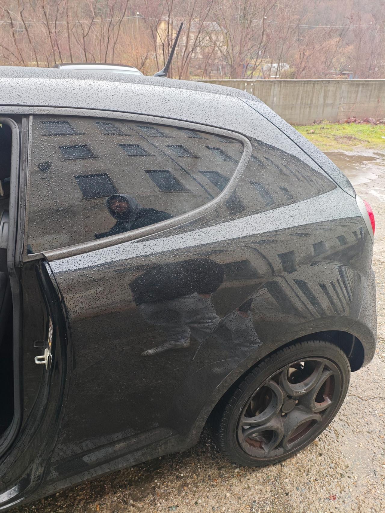 Alfa Romeo MiTo 1.4 105 CV M.air S&S Distinctive Sport Pack