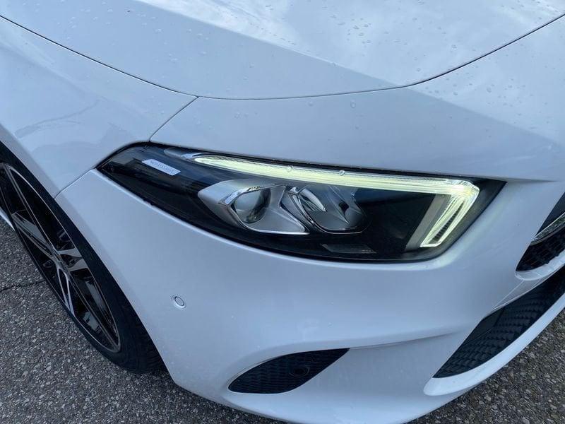 Mercedes-Benz Classe A A 200 d Sport Night edition auto