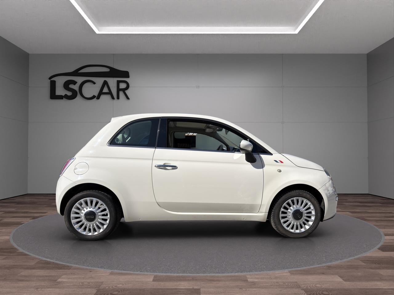 Fiat - 500 1.2 Lounge 69cv