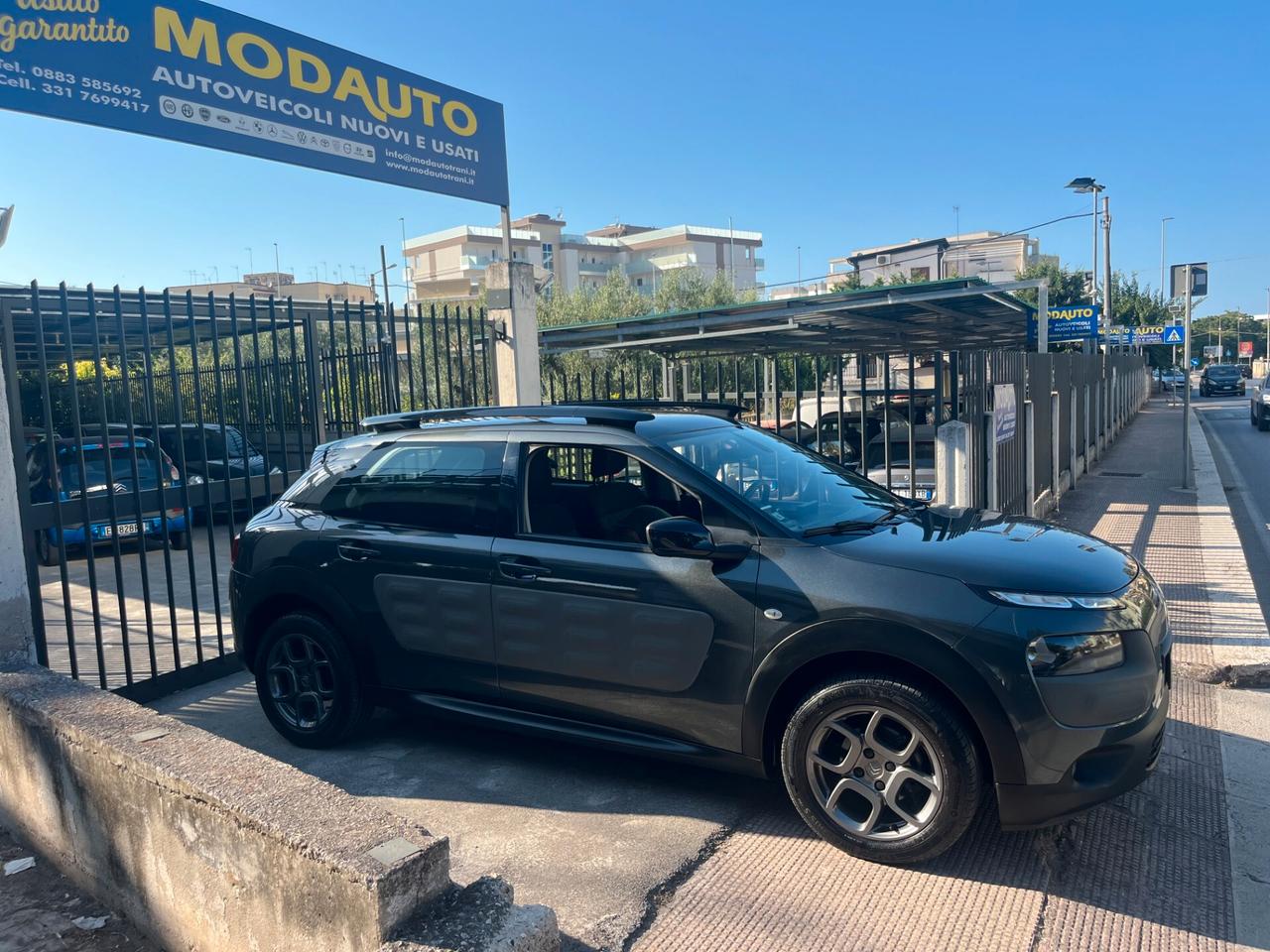 Citroen C4 Cactus 1.6 HDI CV 100 Shine UsatoGarantito