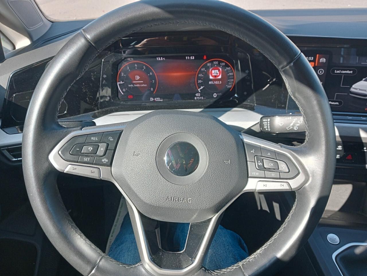 Volkswagen Golf 8° 1.0 TSI EVO Life X Neopatentati