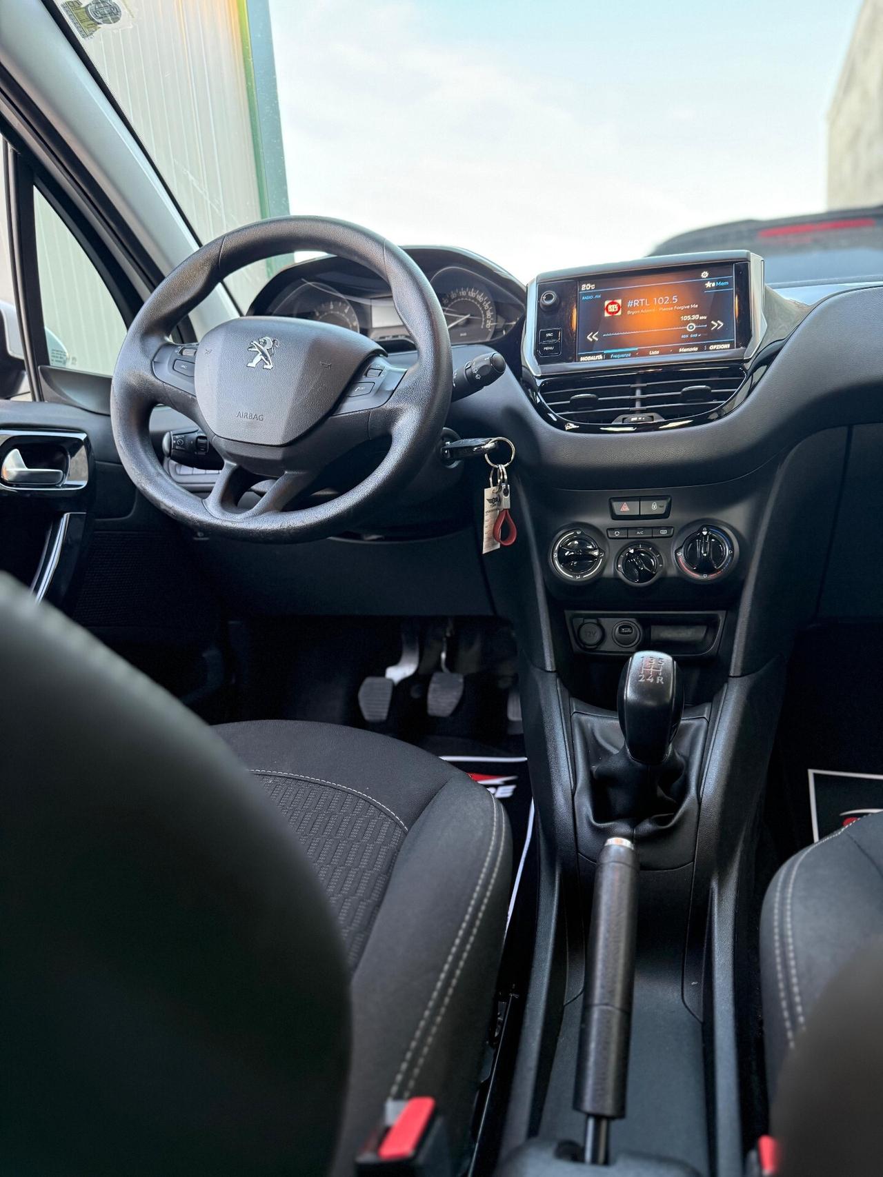 Peugeot 208 BlueHDi 100 S&S 5 porte Active N1 autocarro