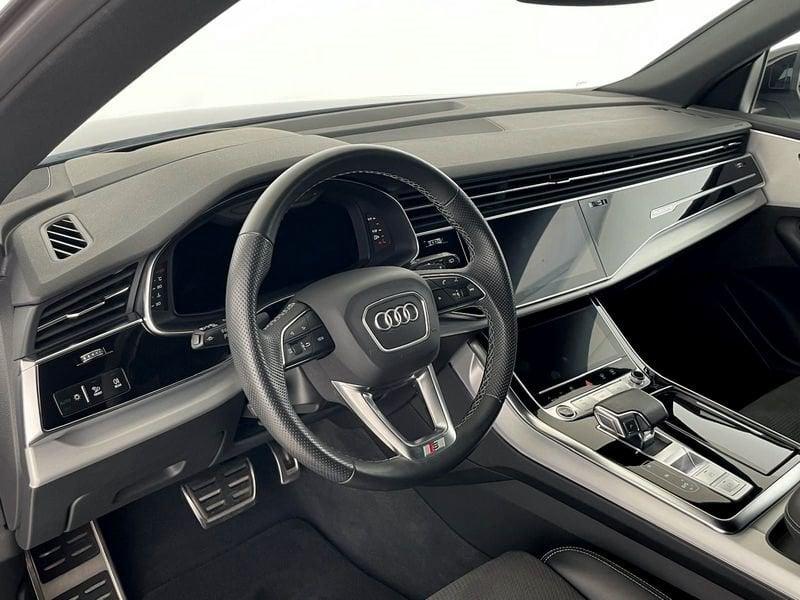 Audi Q8 Q8 45 TDI quattro tiptronic Sport