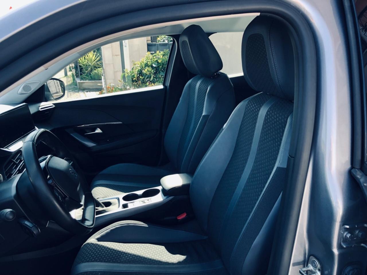 Peugeot 2008 BlueHDi 110 Allure PELLE TELECAMERA