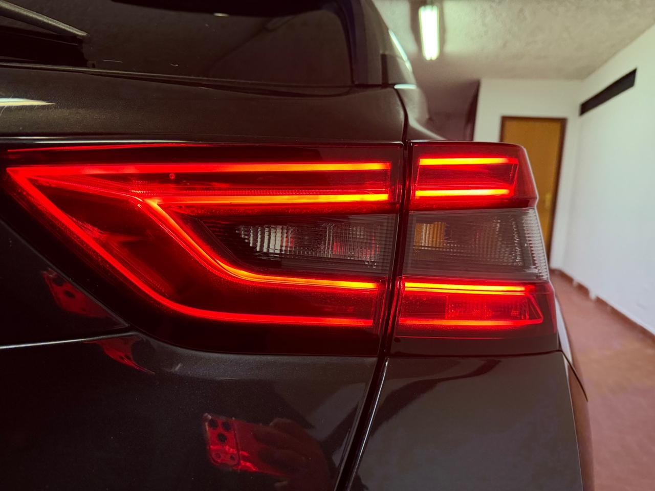 Nissan Juke 1.0 DIG-T 117 CV DCT Tekna