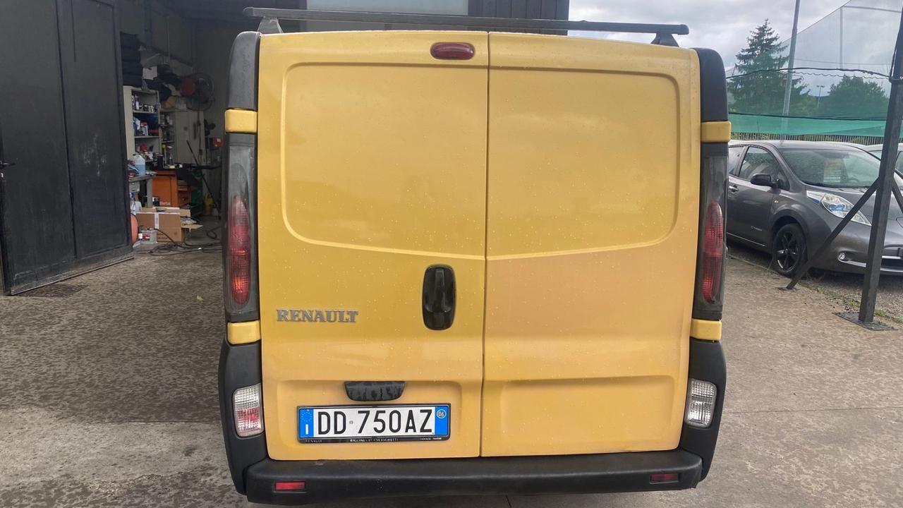 Renault Trafic T29 1.9 dCi/100PC-TN Furg.Confort