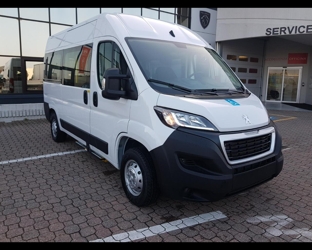 PEUGEOT Peugeot Boxer Trasporto Disabili L2H2 BlueHdi 140 S&S + Pedana