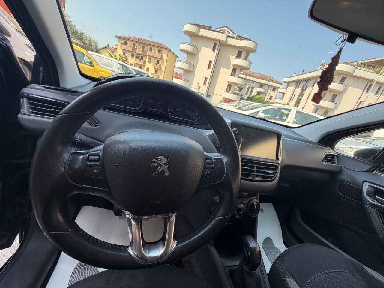 Peugeot 208 PureTech 82 5p. GPL Active