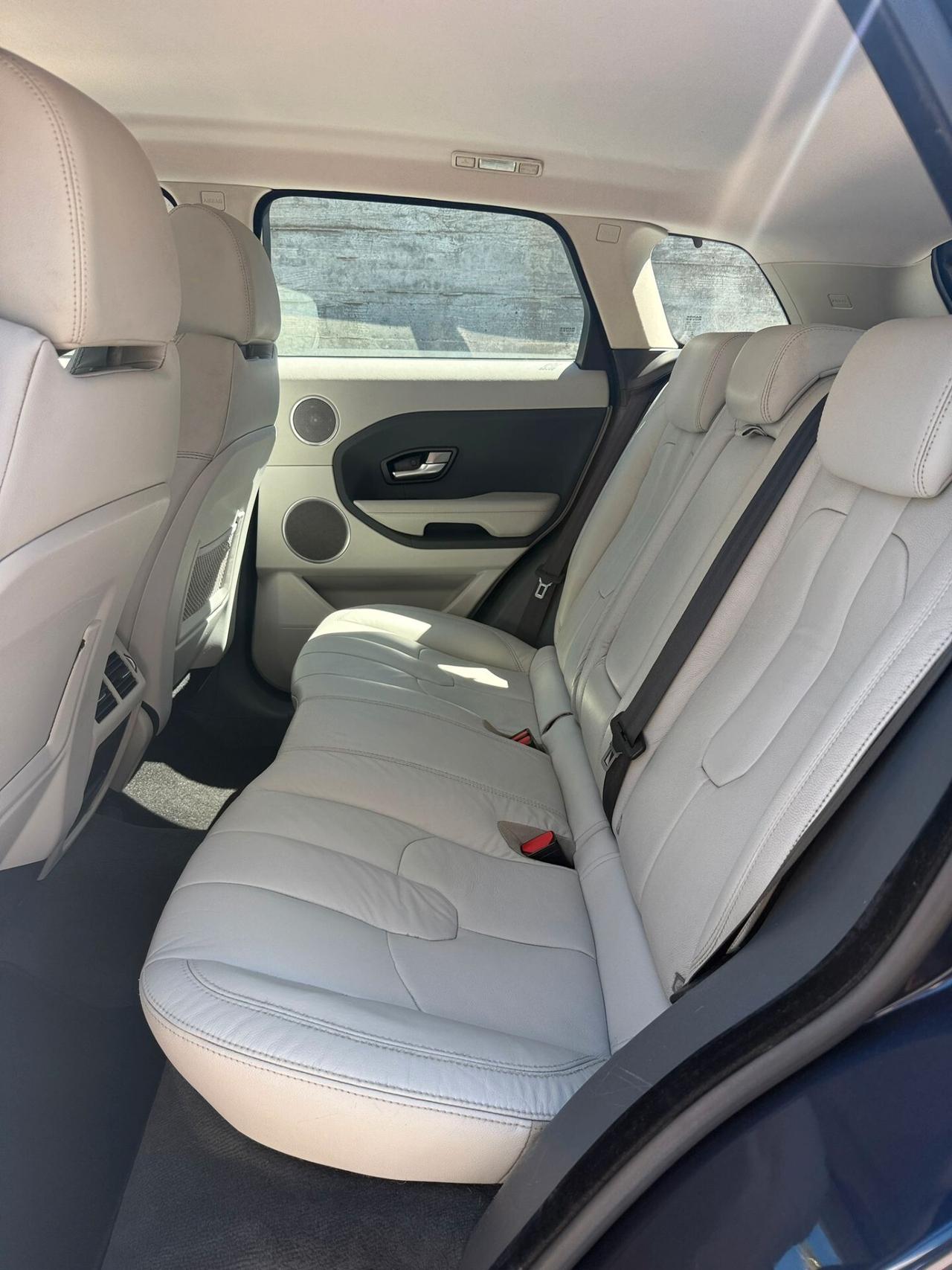 Land Rover Range Evoque 2.2 TD4 150cv Dynamic