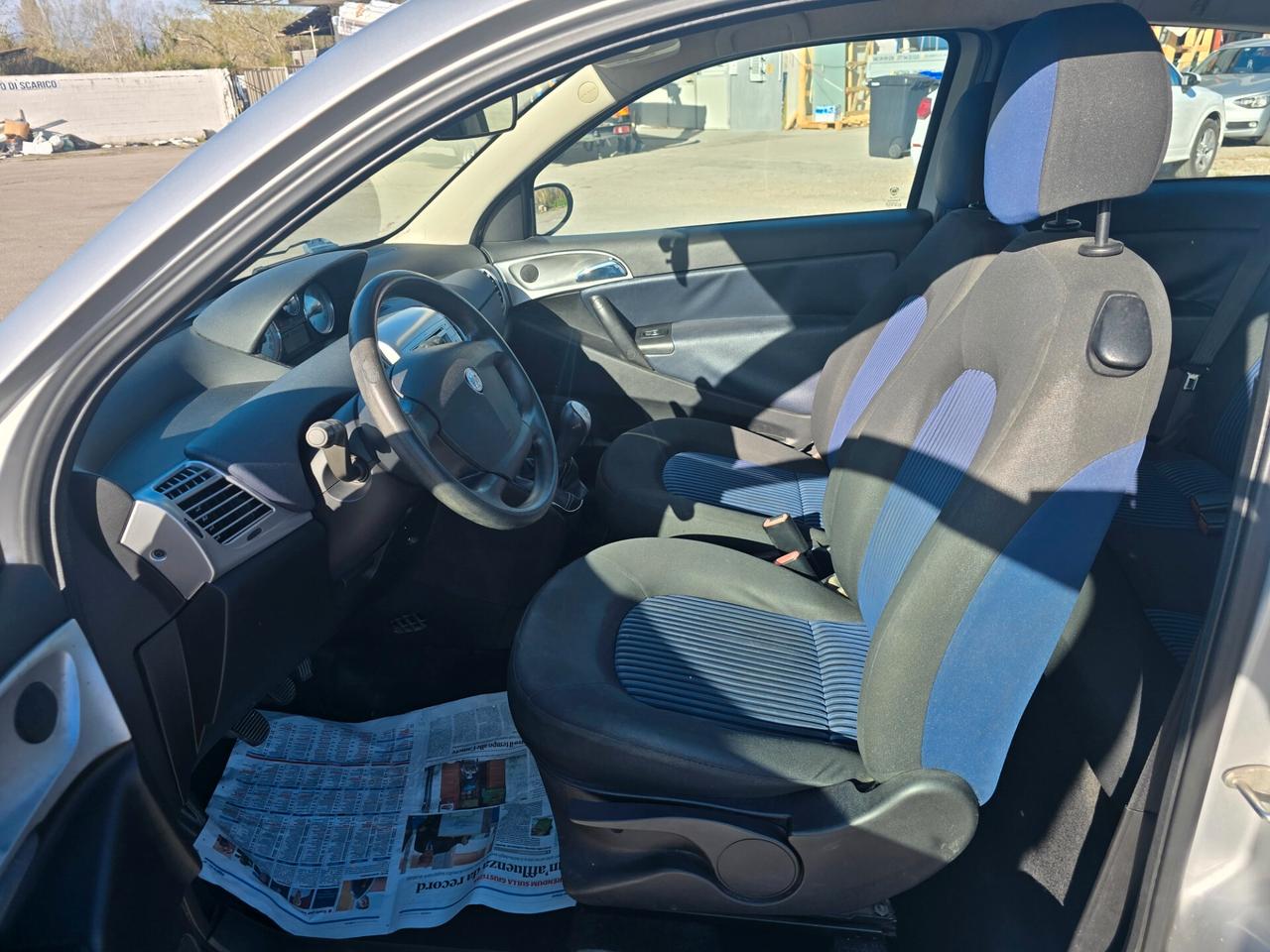 Lancia Ypsilon 1.3 MJT 75 CV Oro Giallo