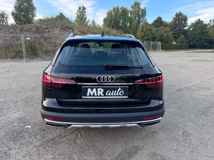 Audi A4 Allroad 40 2.0 tdi mhev Identity Contrast quattro 204cv s-tronic