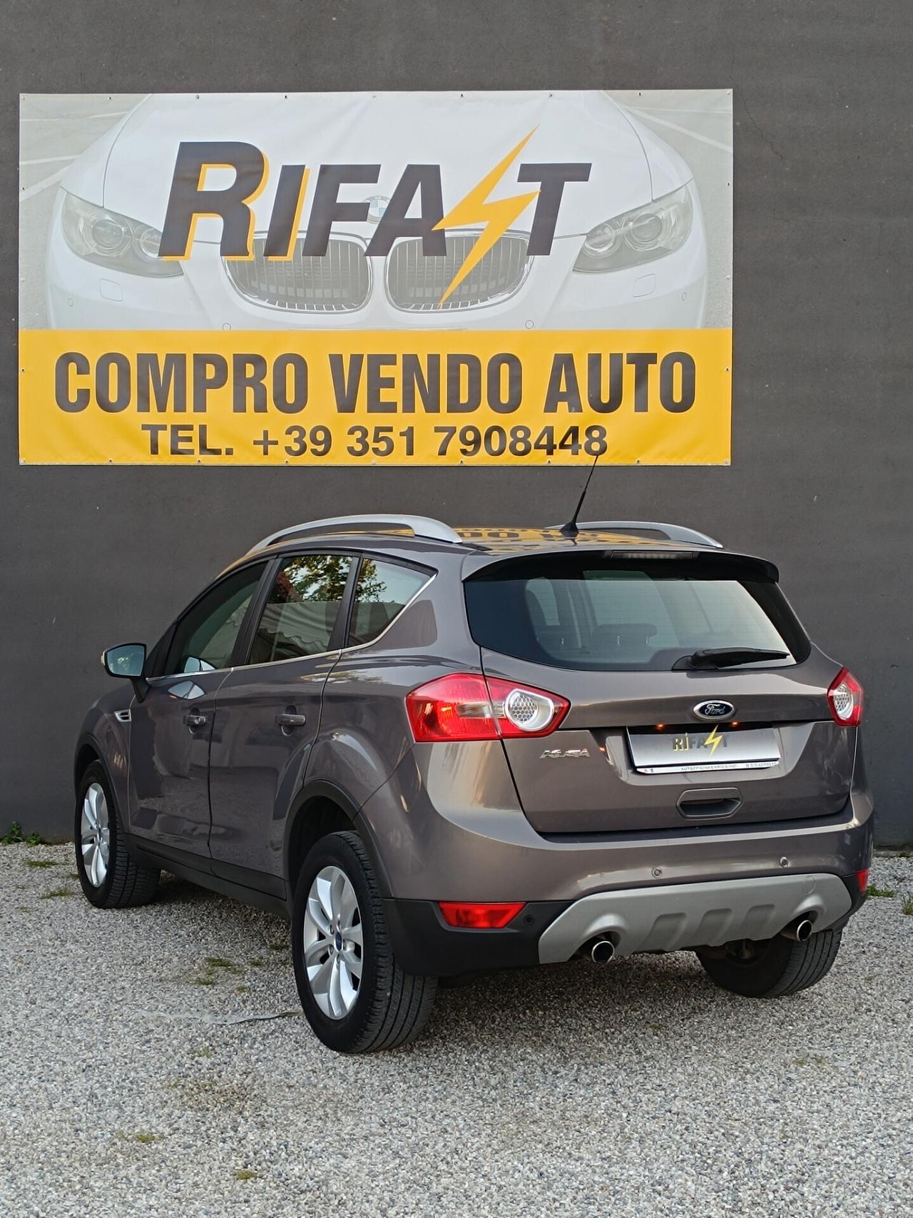 Ford Kuga 2.0 TDCI 4x4 Powershift Titanium