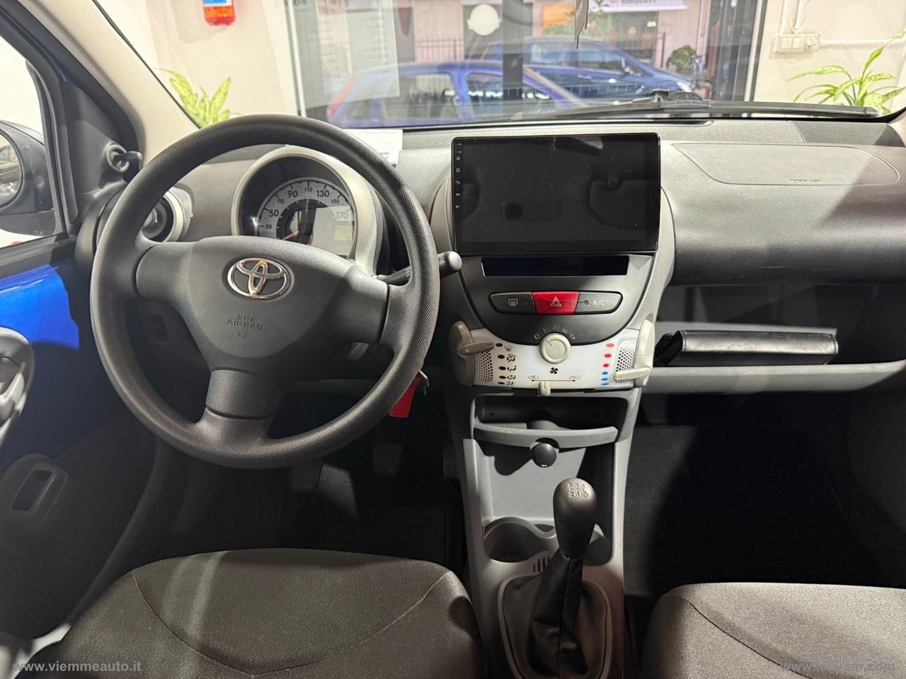 TOYOTA Aygo 1.0 VVT-i 5p. Now