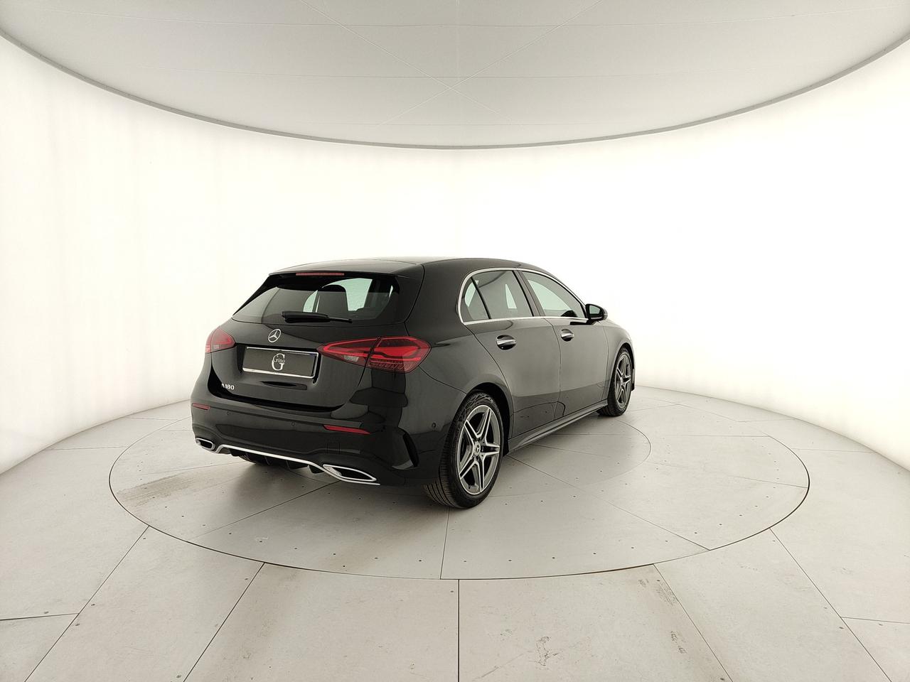 Mercedes-Benz A 180 AMG Line Advanced Plus auto