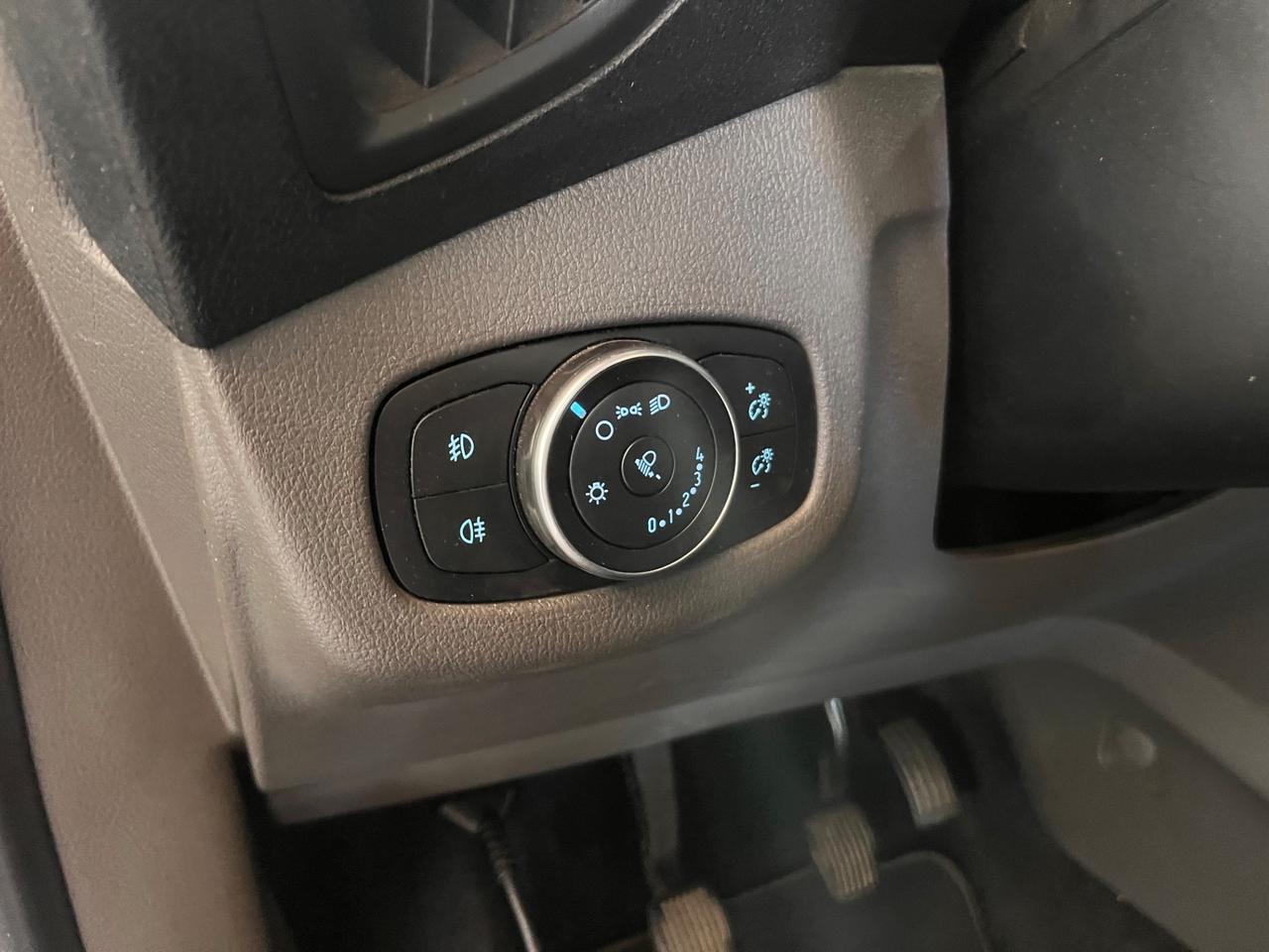 Ford Transit Connect turned 220 1.5 TDCi PC Combi Trend N1