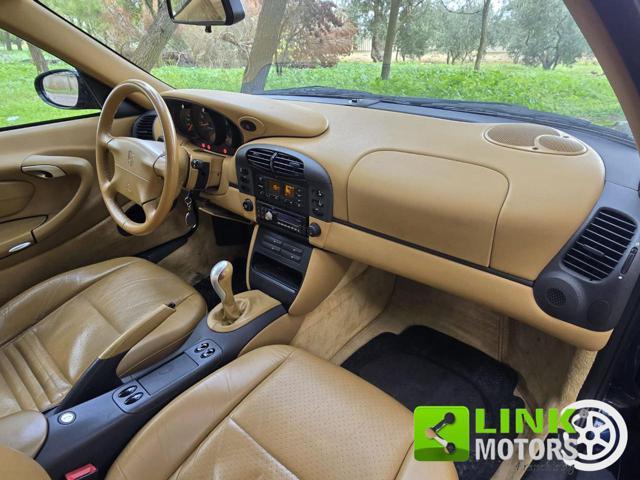 PORSCHE 911 Carrera cat Coupé