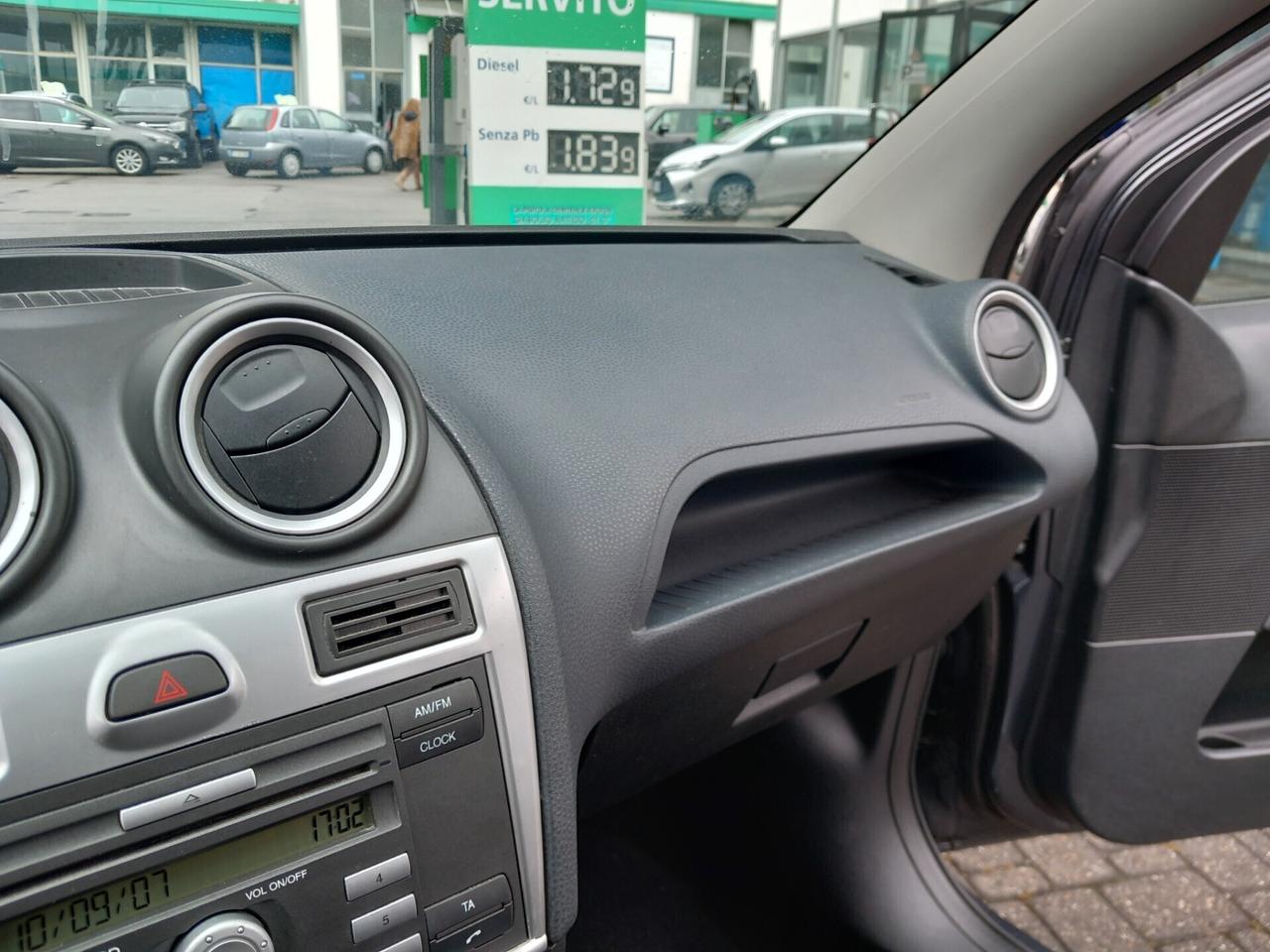 Ford Fiesta 1.6 TDCi 3p. S EURO 4