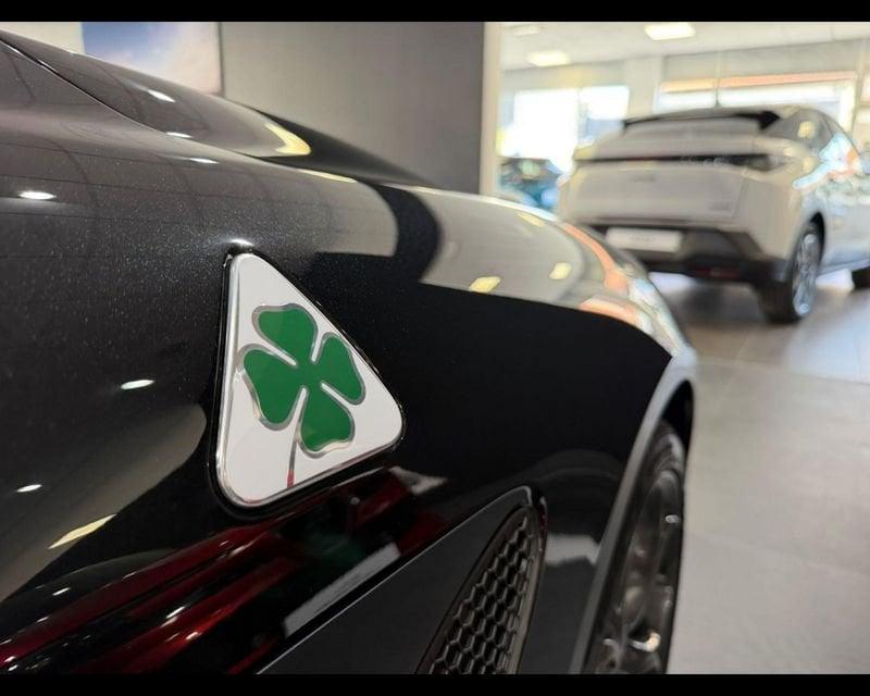 Alfa Romeo Giulia 2.9 V6 Quadrifoglio 520cv auto