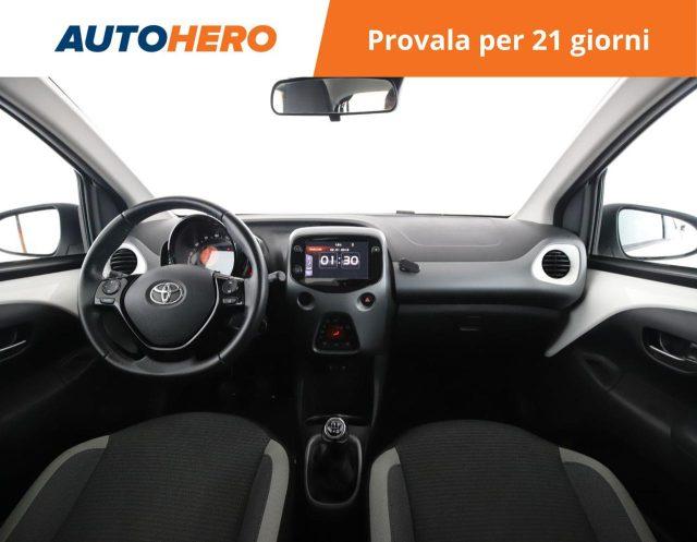 TOYOTA Aygo Connect 1.0 VVT-i 72 CV 5 porte x-play
