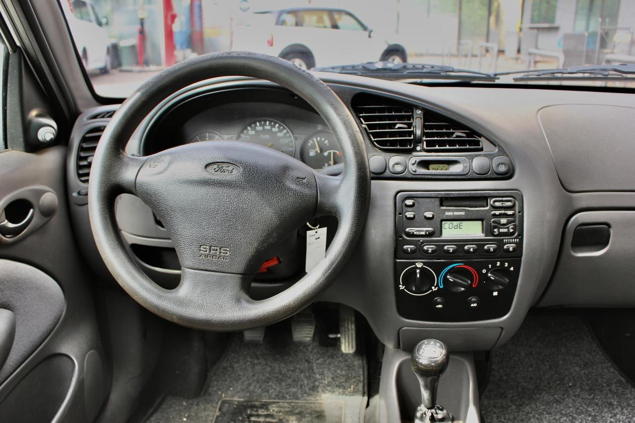 Ford Fiesta 5p 1.3 University 60cv