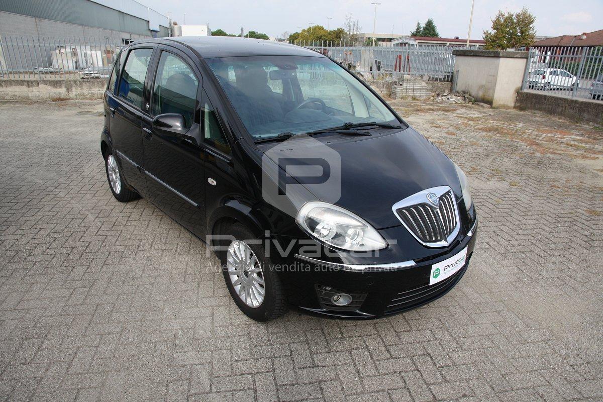 LANCIA Musa 1.4 8V Ecochic (GPL) Diva