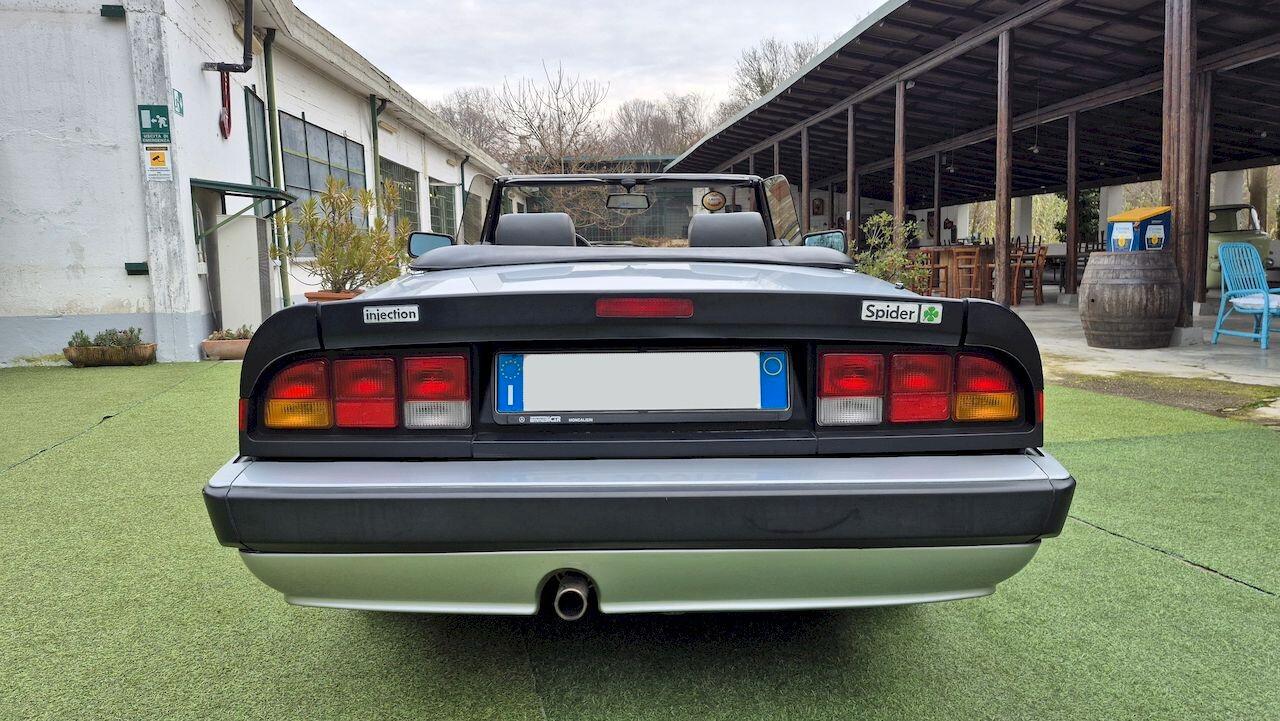 Alfa Romeo Spider 2.0i Quadrifoglio Verde – 1987