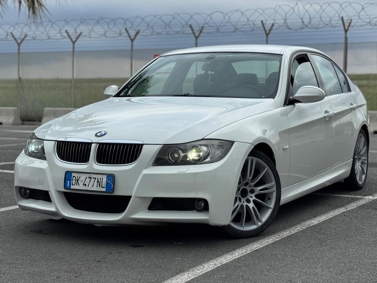 BMW 318D M SPORT BERLINA GARANZIA 12 MESI