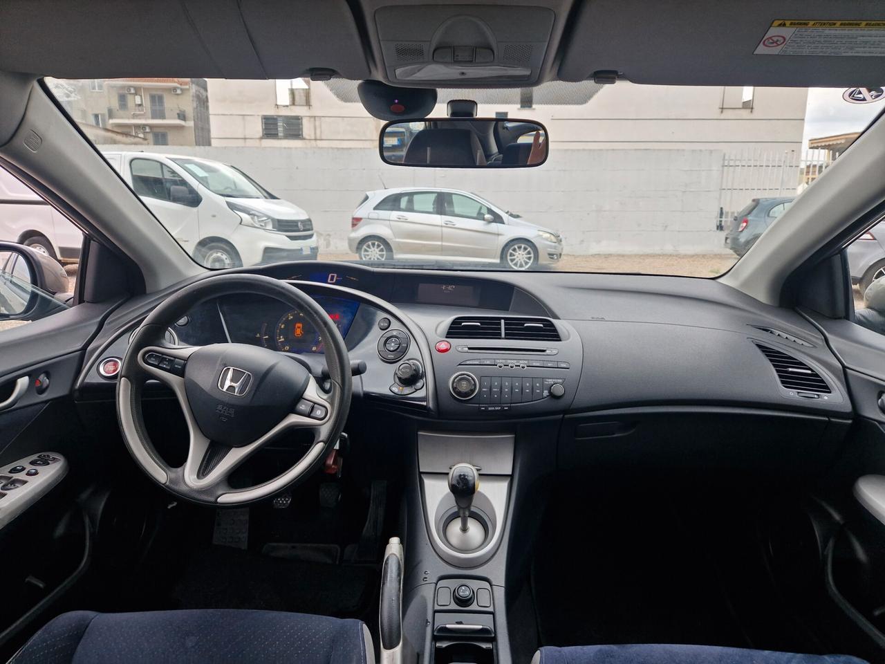 Honda Civic 1.4 i-DSi 5p. Comfort 140000km