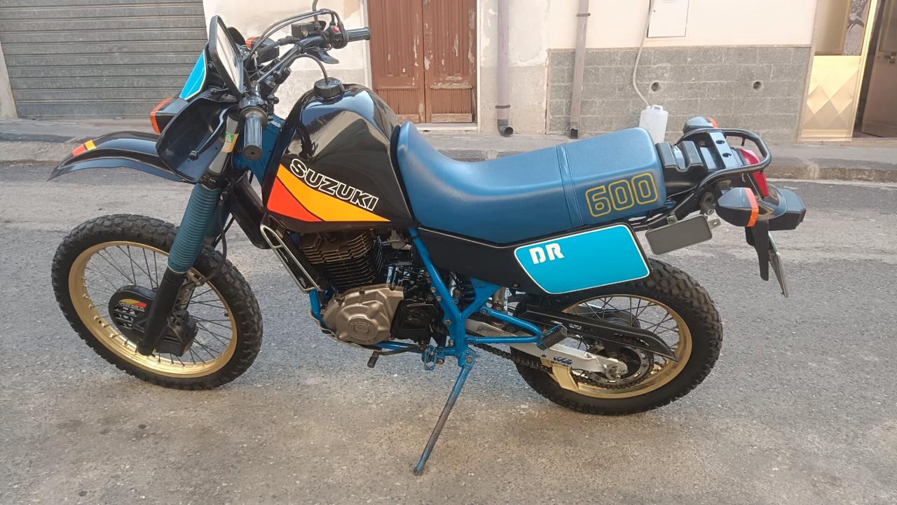 Suzuki DR 600