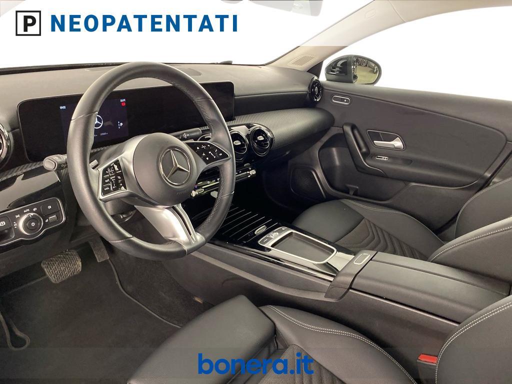 Mercedes Classe A 180 180 D Advanced 8G-DCT