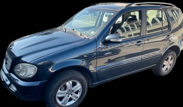 Mercedes-benz ML 270 turbodiesel cat CDI SE Leather