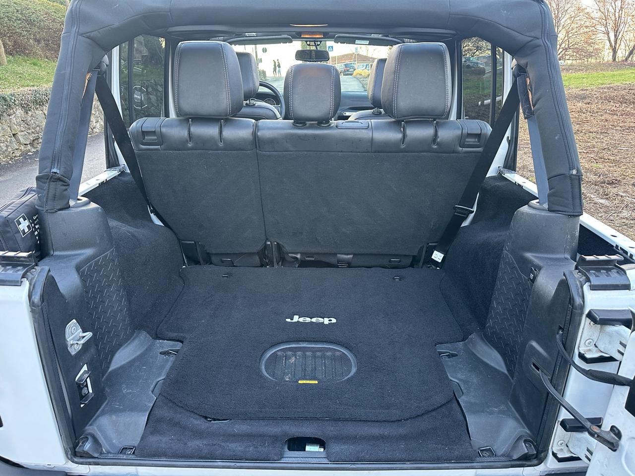 Jeep Wrangler Unlimited 2.8 CRD DPF Sahara Auto - 2016