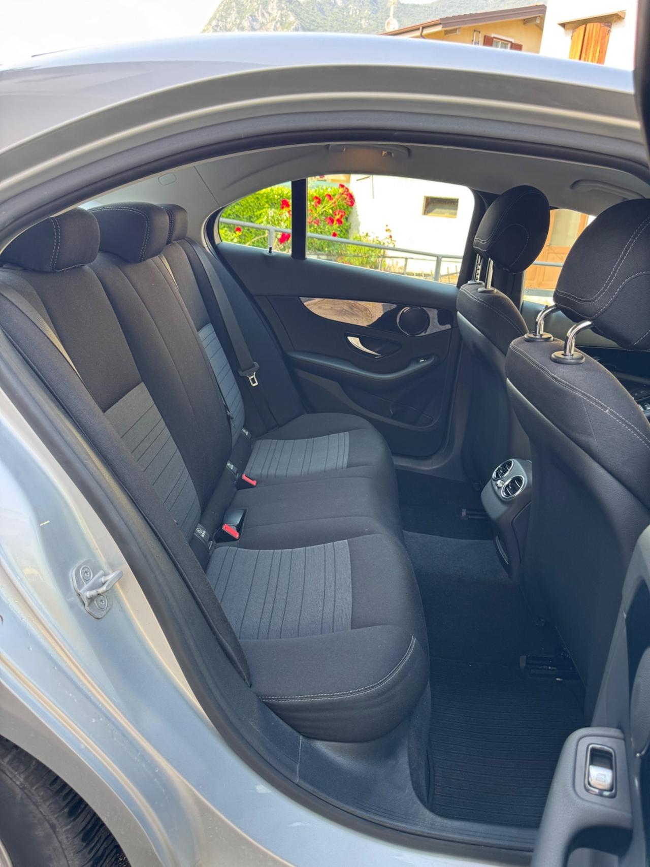 Mercedes-benz C 180 d Auto Premium