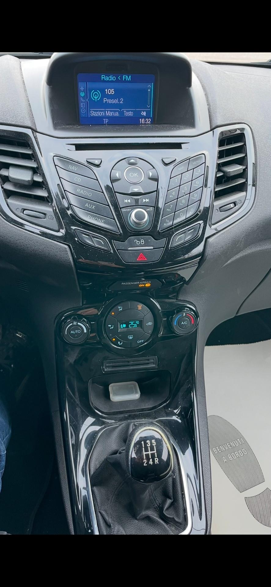 Ford Fiesta 1.5 TDCi 75CV 3 porte