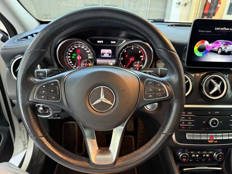 Mercedes-Benz GLA 200 d Automatic Premium Night Edition auto