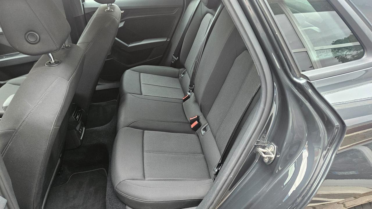 Audi A3 Sportback 2.0 tdi s-tronic NAVY-VIRTUAL-LED