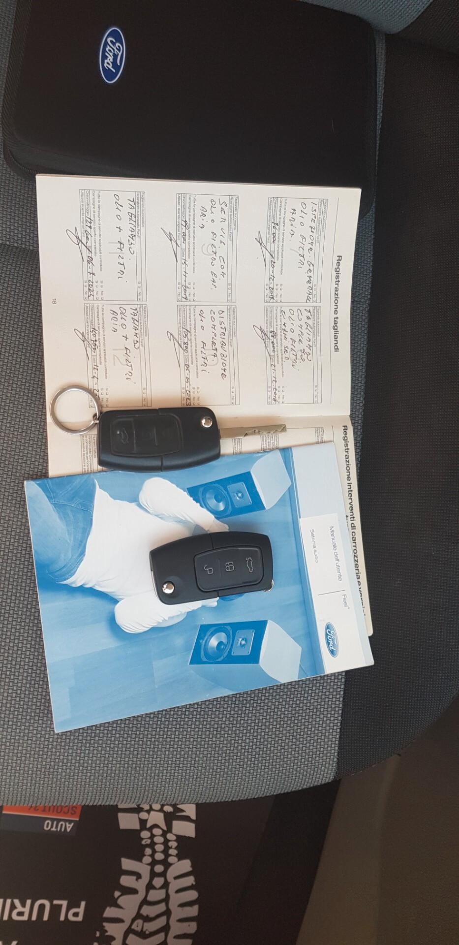 Ford Focus 1.6 TDCi (110CV) TITANIUM