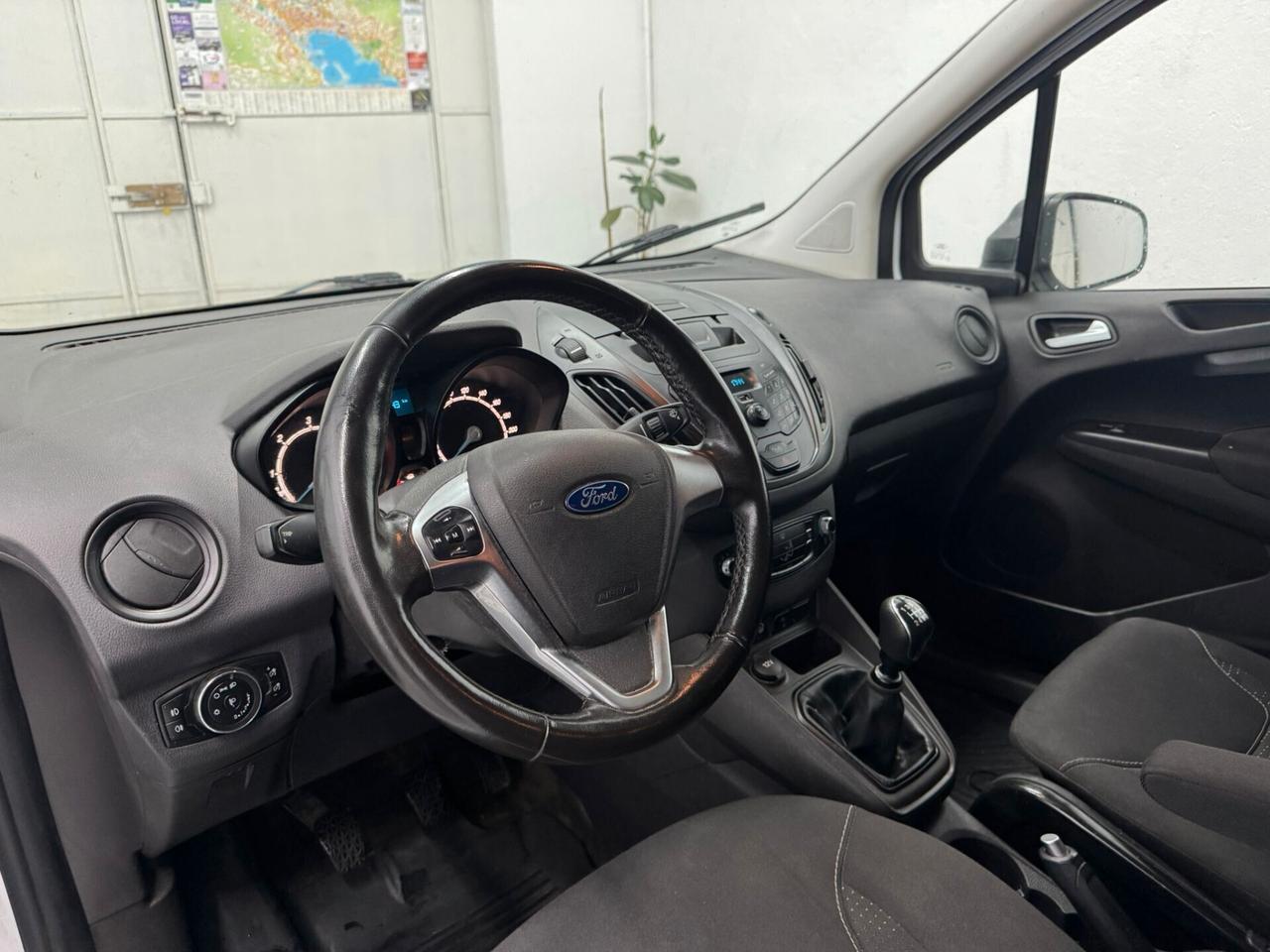 Ford transit courier 1,5 tdci 75 CV