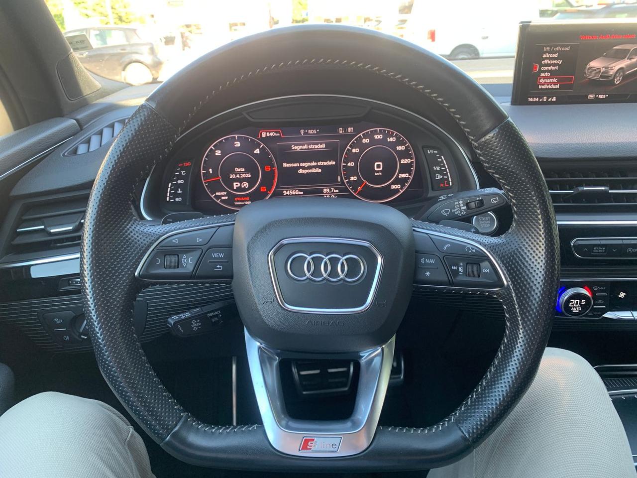 Audi Q7 3.0 50 TDI MHEV S Line