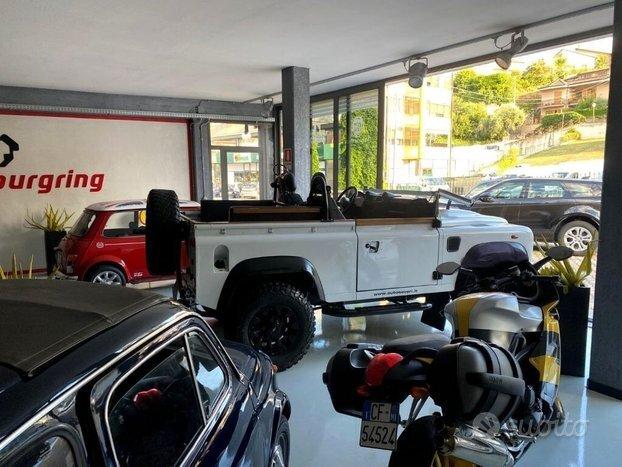 LAND ROVER Defender 90 2.2 TD4 Station Wagon