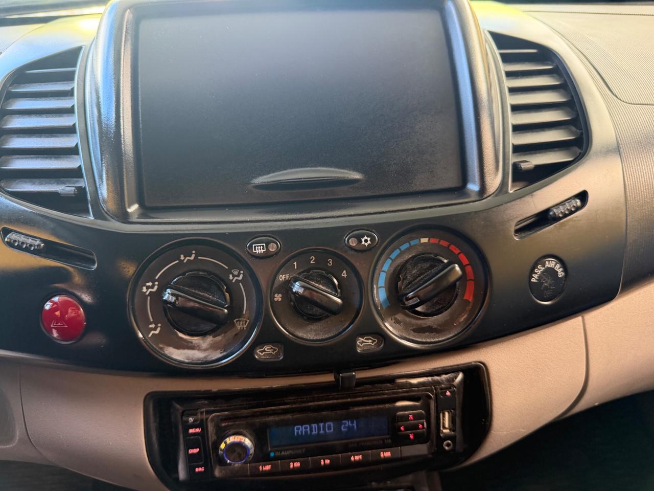 Mitsubishi L200 2.5 D Club Cab Invite Hard Top