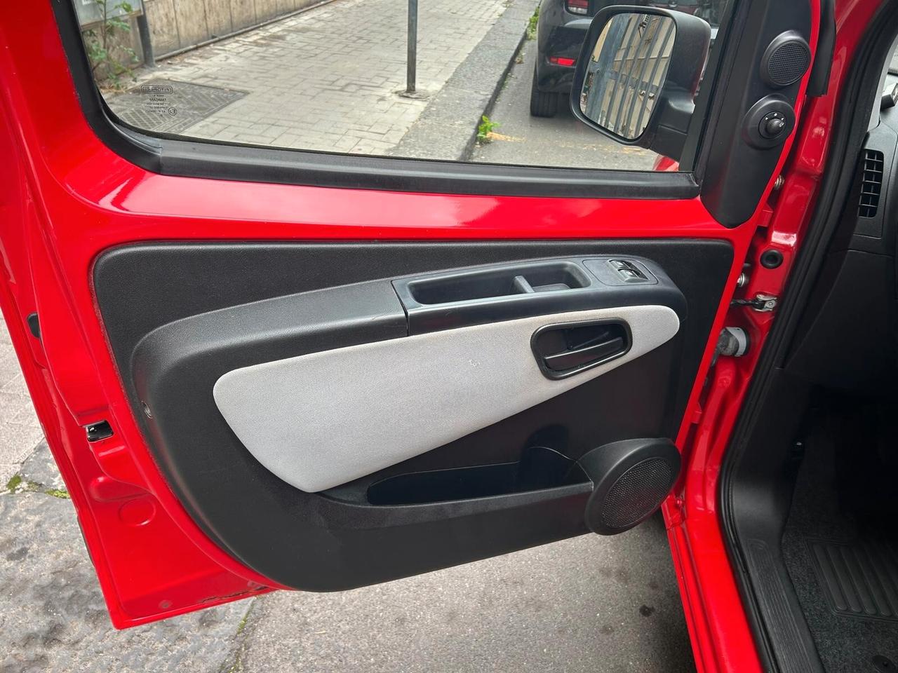 Fiat Qubo 1.3 MJT 75 CV Trekking