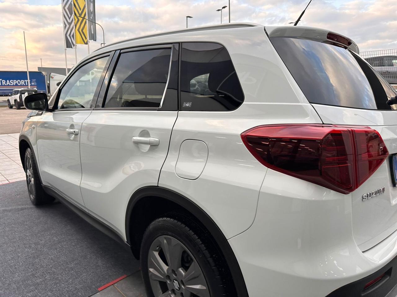 Suzuki Vitara 1.4 Hybrid Top