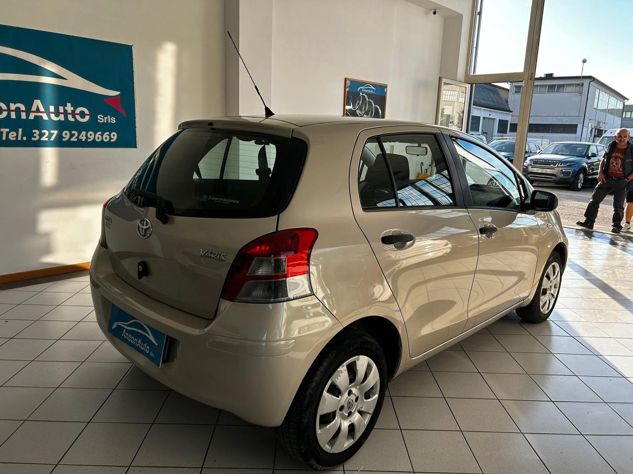 Toyota Yaris 1.0B X NEOPATENTATI 2010